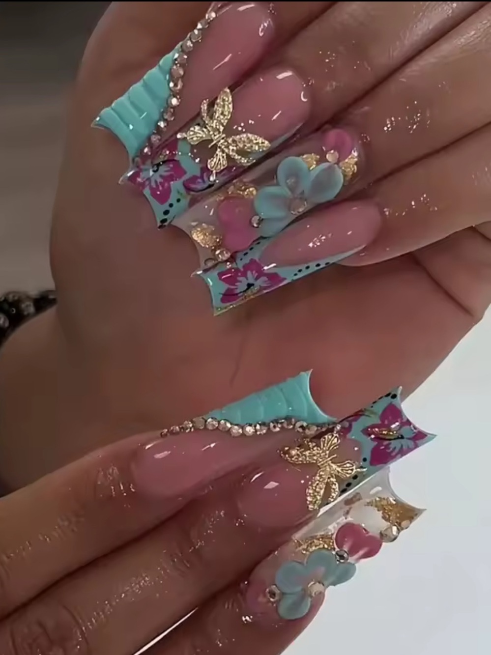 24 pcs nails natural delicate & comfortable reusable!